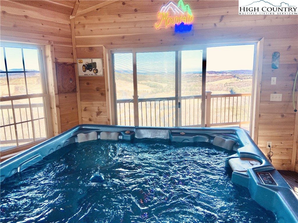 1902 Brown Road Sparta, NC 28675 - Photo 5 of 32