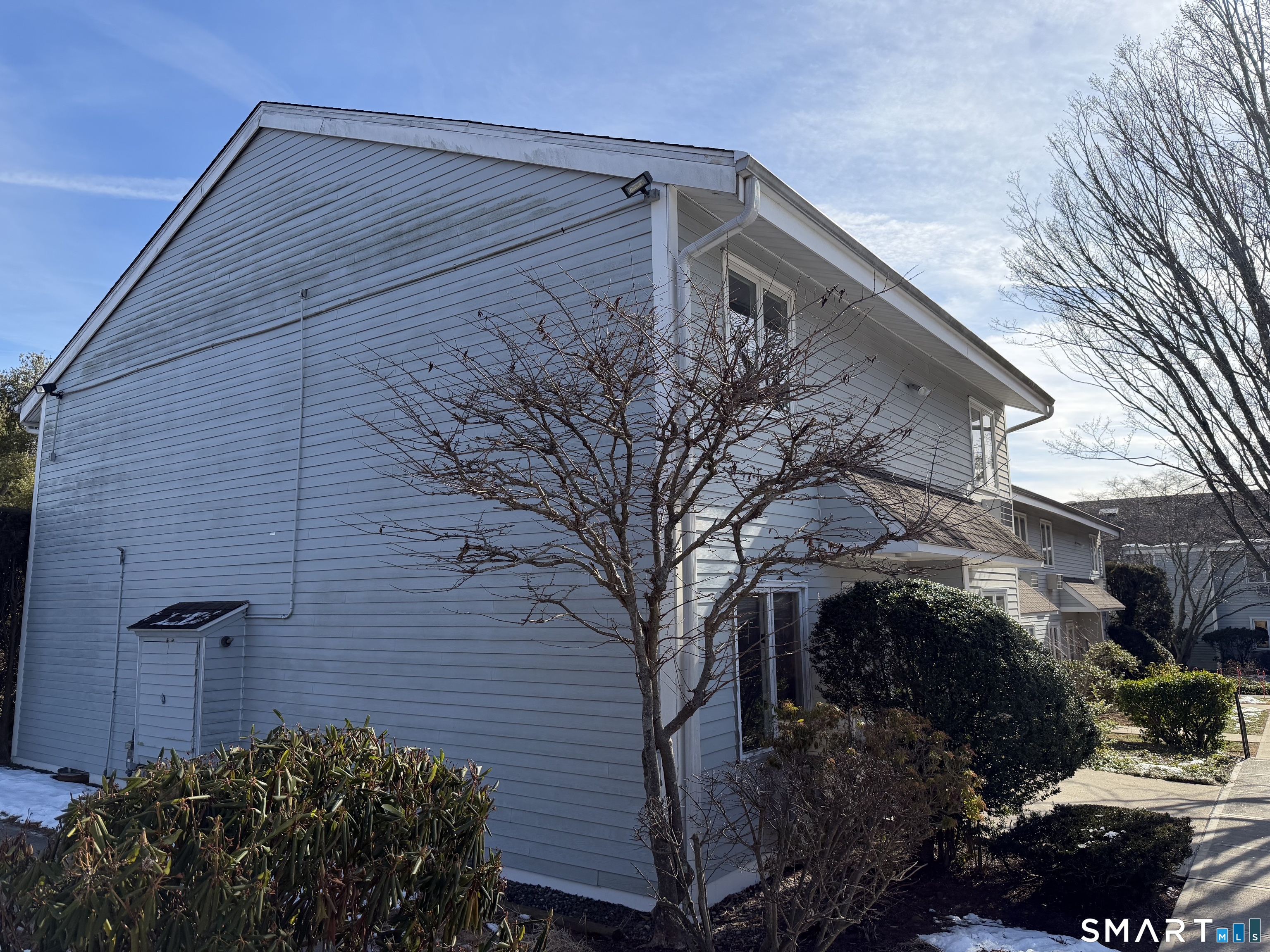 133 Florence Road, Unit A Branford, CT 06405 - Photo 2 of 11