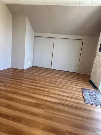 $2,500 | Undisclosed Address, Cedarhurst, NY 11516