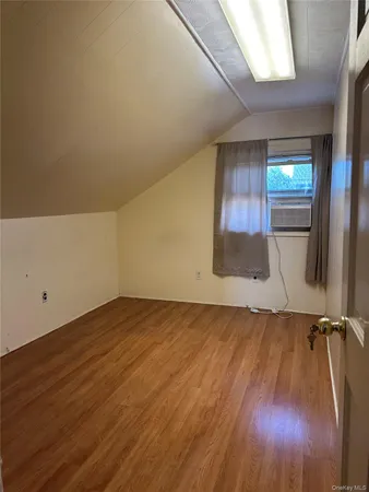 $2,500 | Undisclosed Address, Cedarhurst, NY 11516
