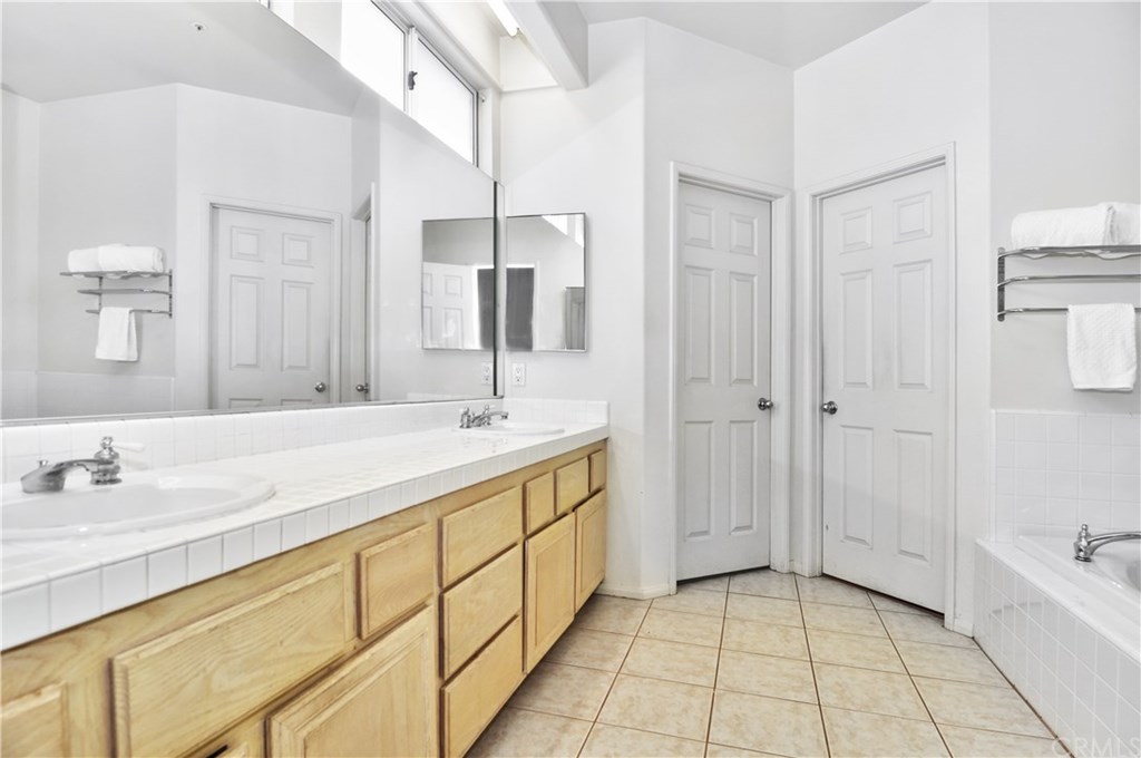 171 East 18th Street, Unit C1 Costa Mesa, CA 92627 - Photo 10 of 14