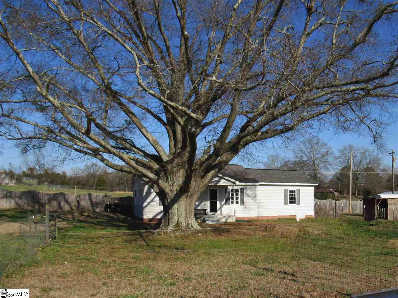 785 Dunklin Bridge Road Fountain Inn, SC 29644 - Photo 1 of 31