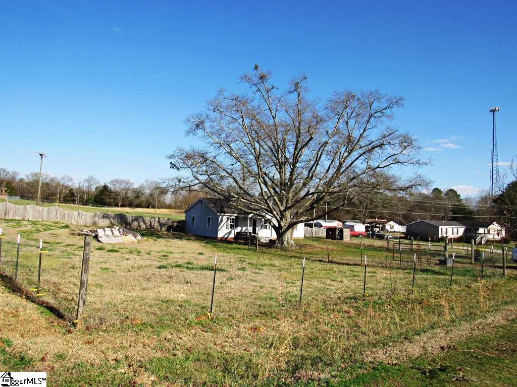 785 Dunklin Bridge Road Fountain Inn, SC 29644 - Photo 27 of 31