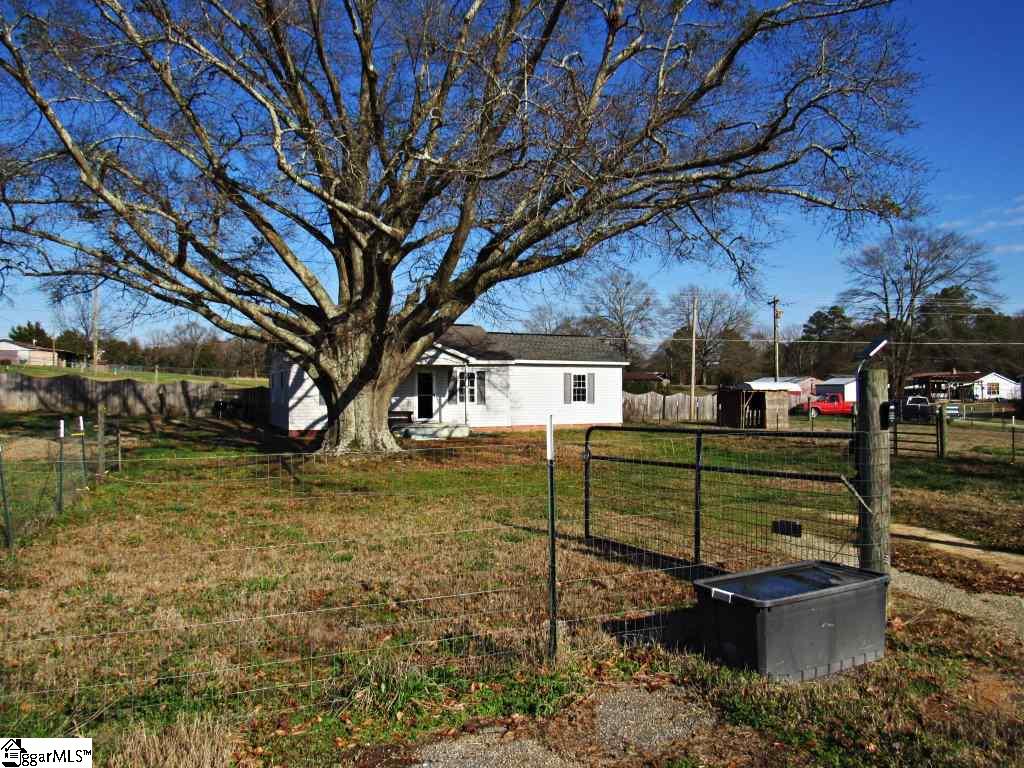 785 Dunklin Bridge Road Fountain Inn, SC 29644 - Photo 29 of 31