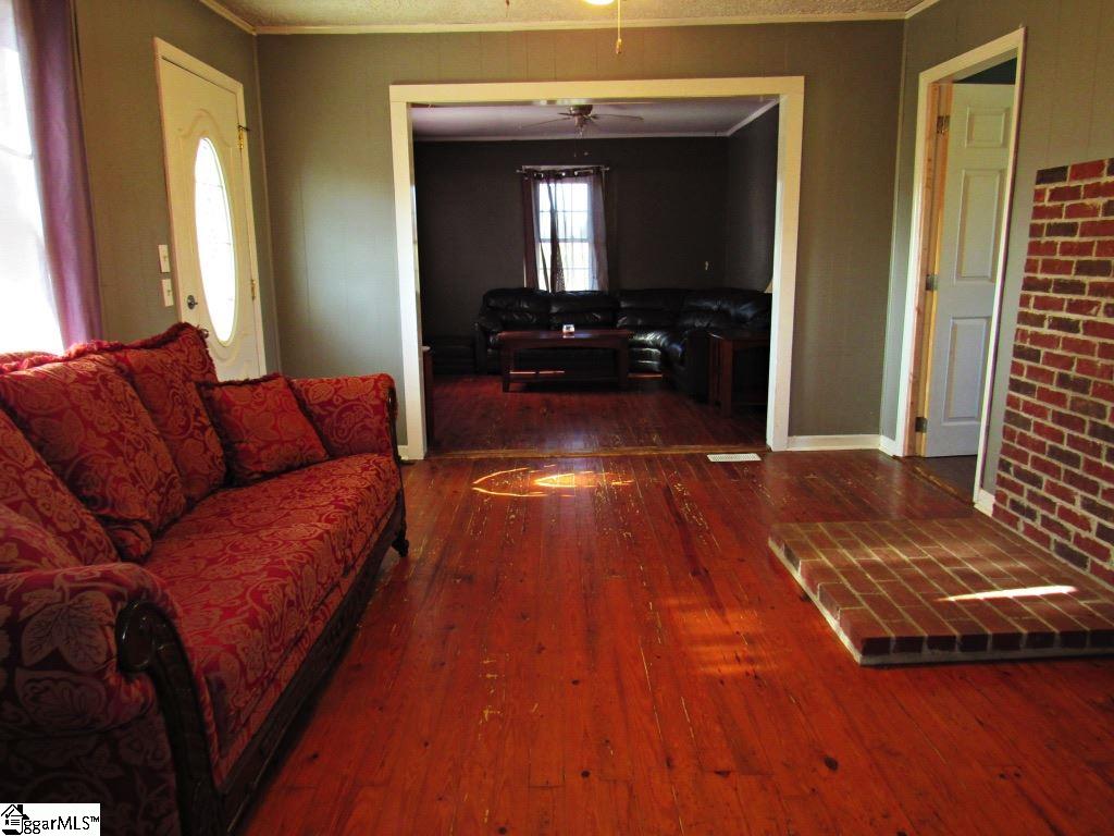 785 Dunklin Bridge Road Fountain Inn, SC 29644 - Photo 5 of 31
