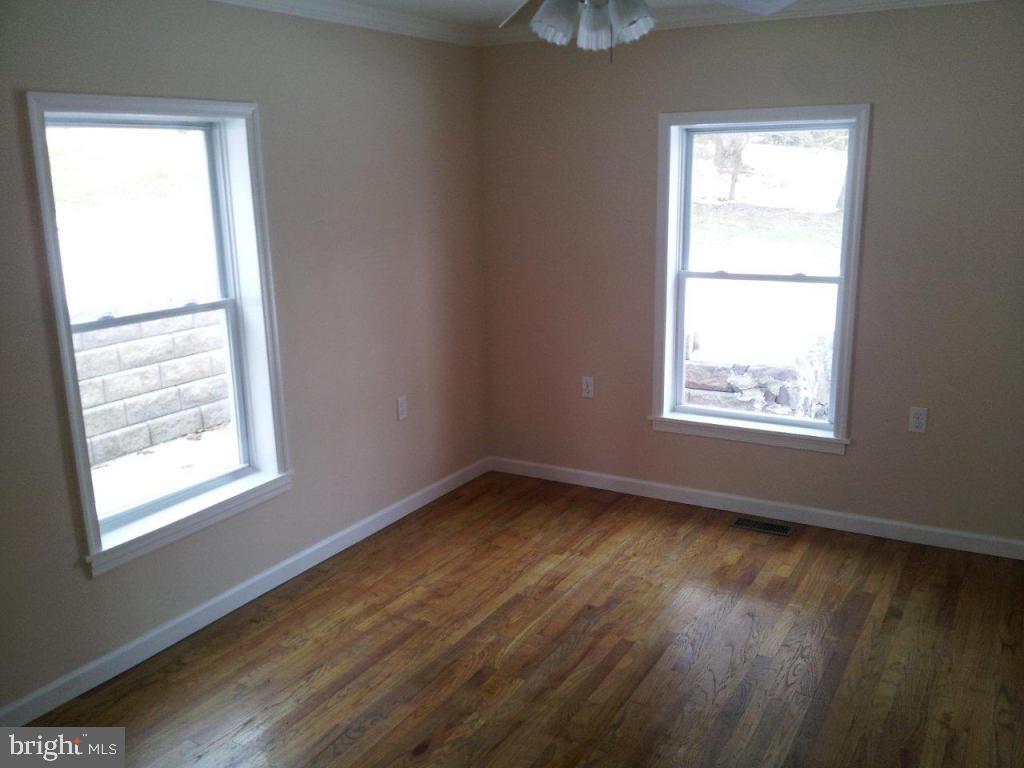 5104 Ridge Road Elizabethtown, PA 17022 - Photo 22 of 27 Gallery Image 22