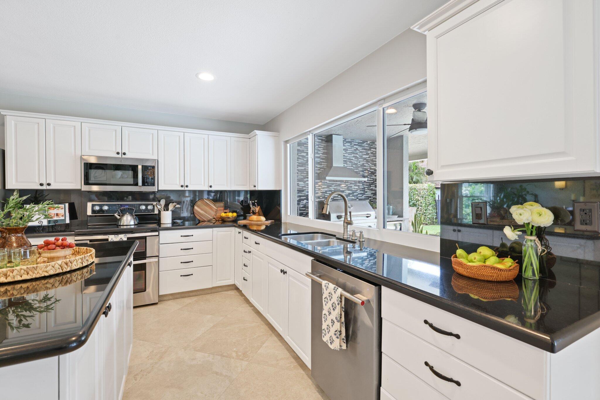 2911 Northwest 28th Terrace Boca Raton, FL 33434 - Photo 12 of 52 2911 NW 28th Terrace - 19.jpg-SMALL