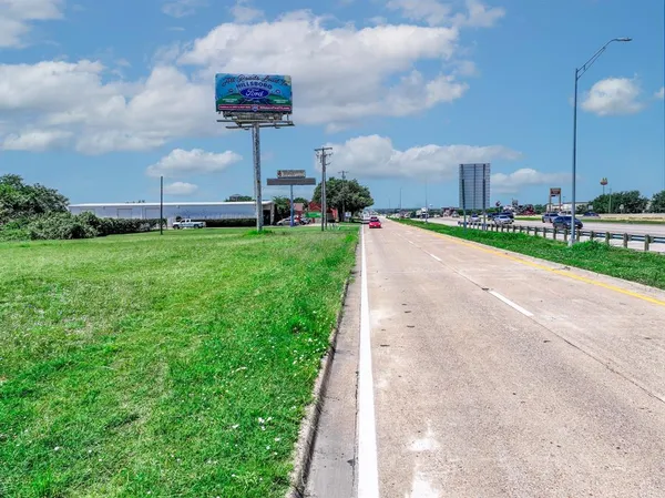 $346,960 | 1026 East Highway 67, Unit E, Duncanville, TX 75137