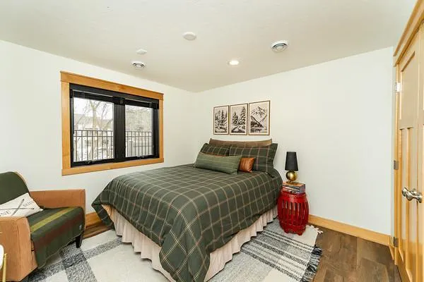 $1,500,000 | 503 24th Street Southwest, Austin, MN 55912