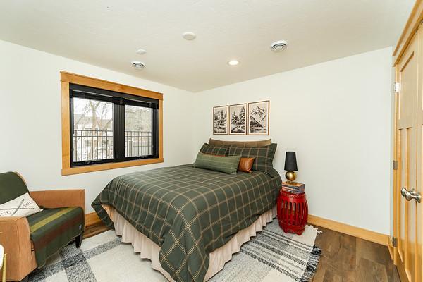 503 24th Street Southwest Austin, MN 55912 - Photo 10 of 22