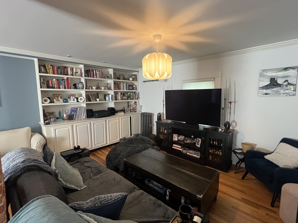 15 Orchard Street, Unit 15 Newton, MA 02458 - Photo 4 of 23