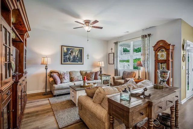 $318,000 | 155 Nunally Drive, Baxter, TN 38544