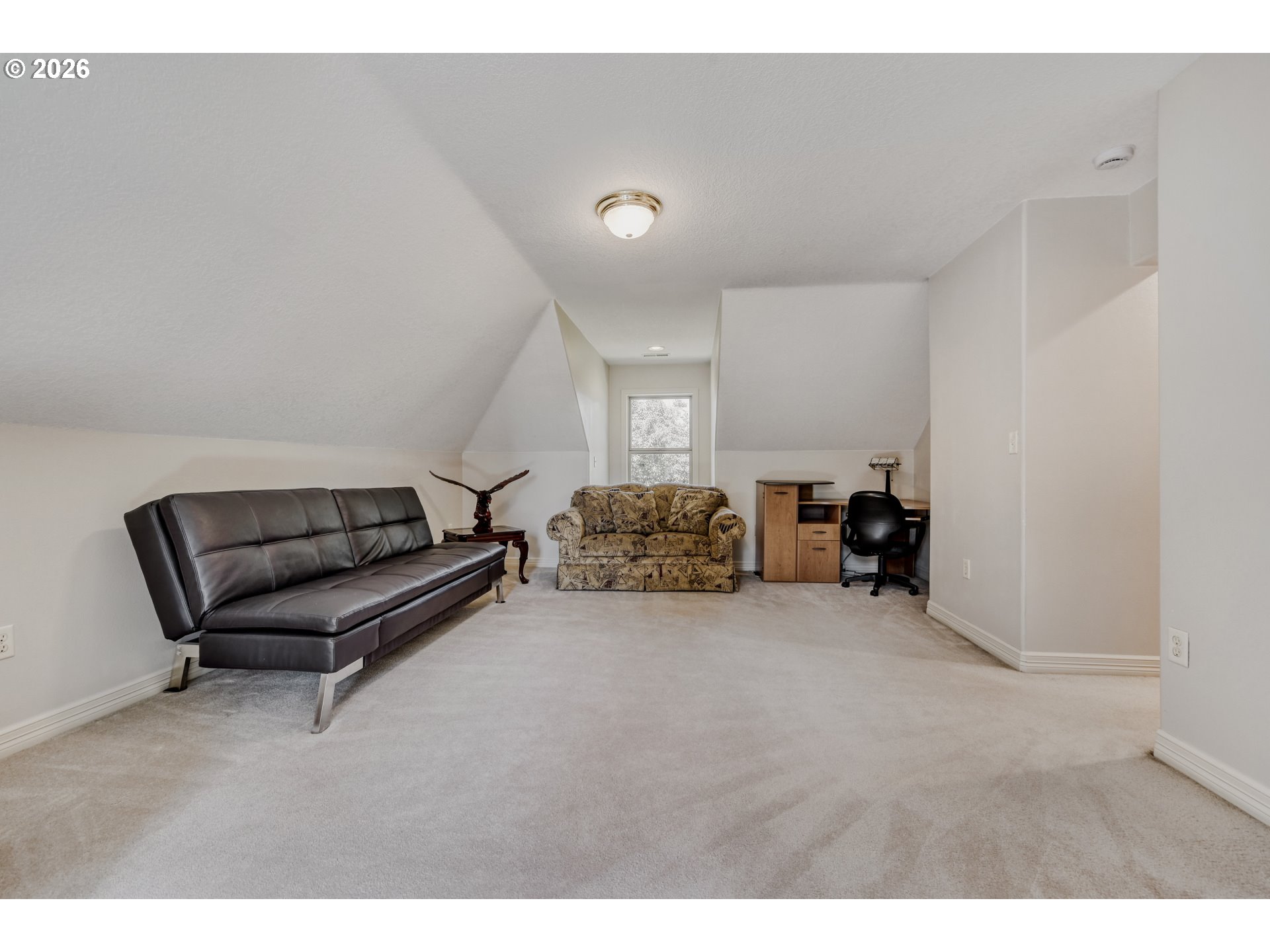 11075 Southwest Cabot Street Beaverton, OR 97005 - Photo 22 of 41