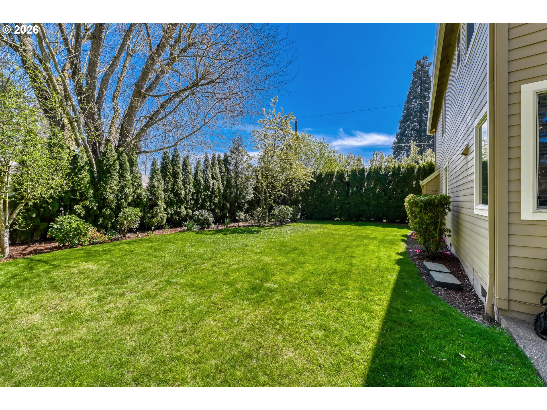 11075 Southwest Cabot Street Beaverton, OR 97005 - Photo 24 of 41