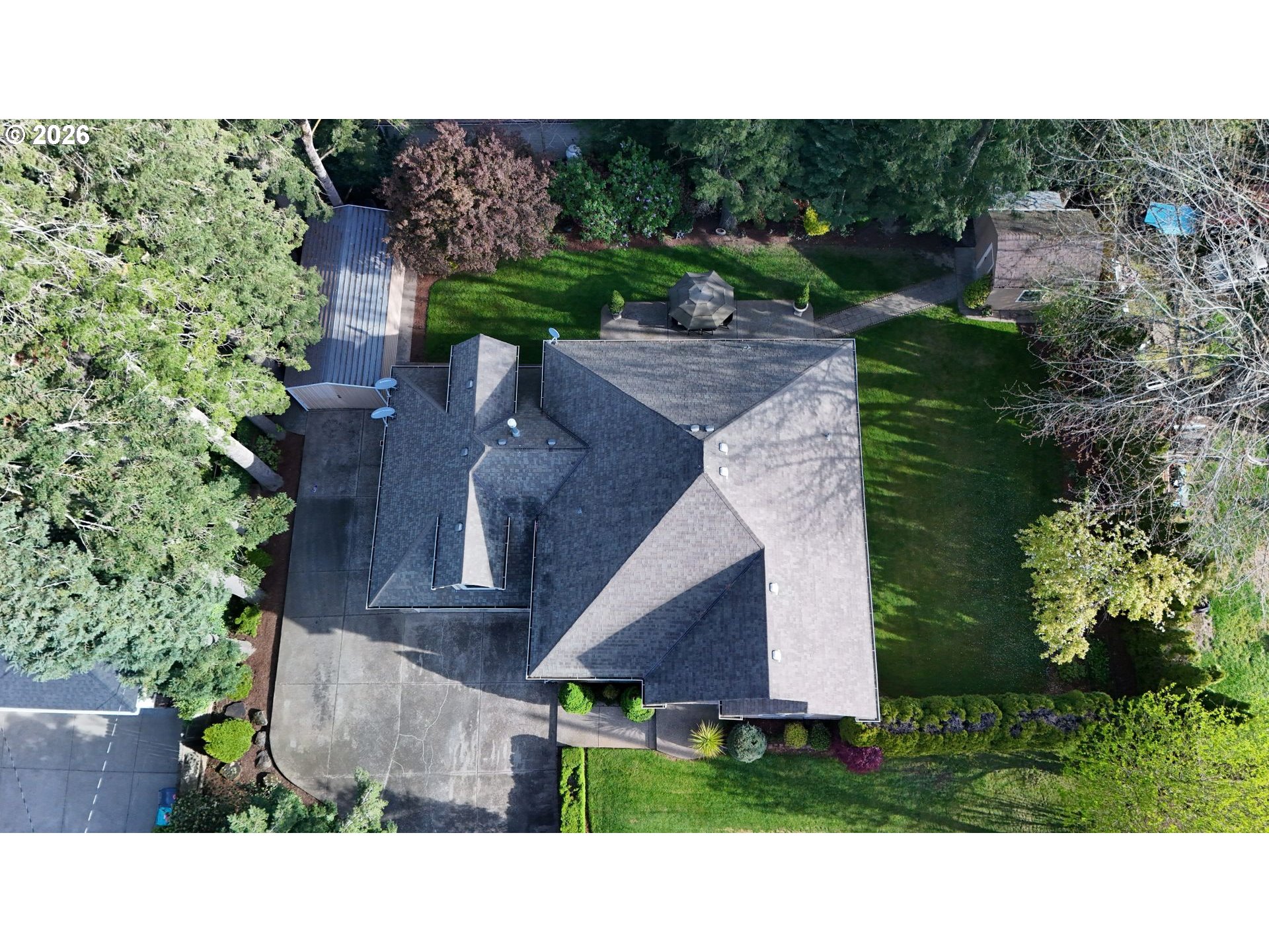 11075 Southwest Cabot Street Beaverton, OR 97005 - Photo 35 of 41