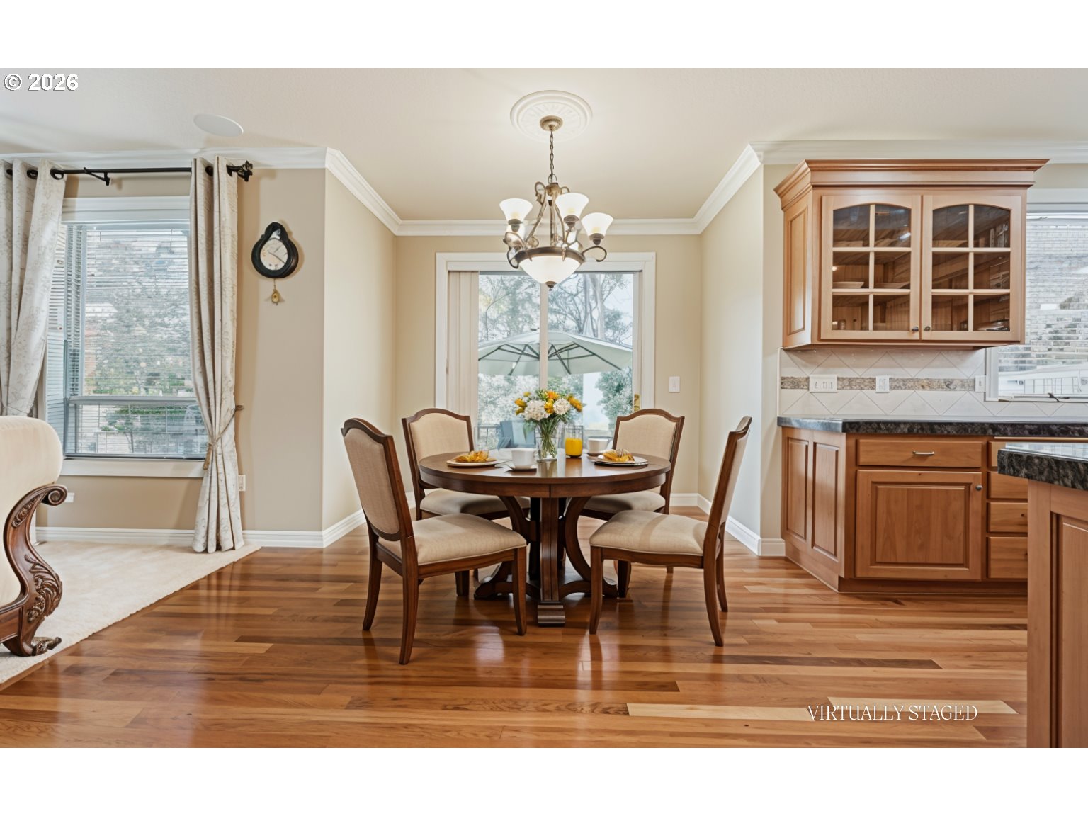 11075 Southwest Cabot Street Beaverton, OR 97005 - Photo 6 of 41