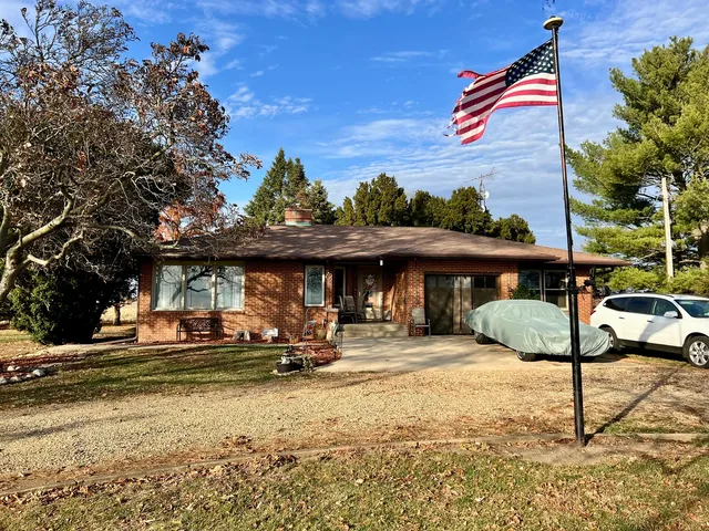 $184,900 | 2102 County Road 2900 North, Rantoul, IL 61866