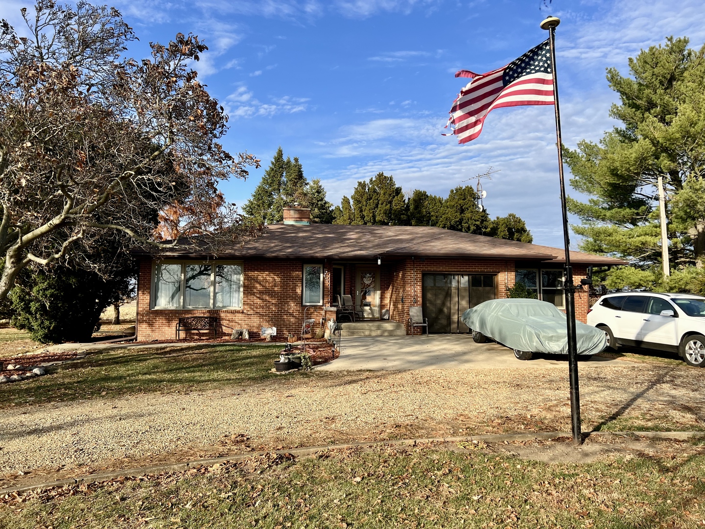 2102 County Road 2900 North Rantoul, IL 61866 - Photo 2 of 34 a view of outdoor space with a patio