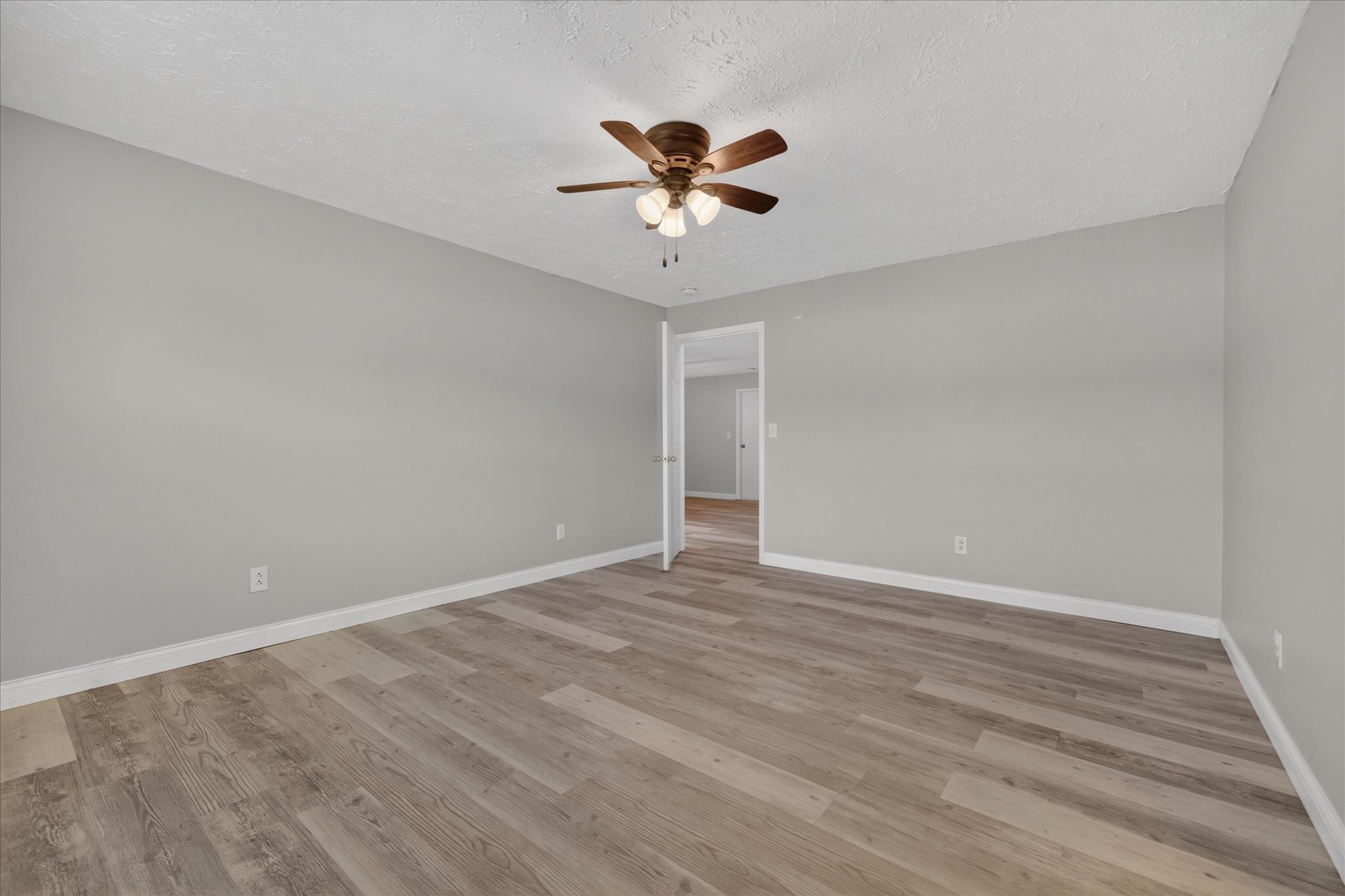1508 Highway 79 Dover, TN 37058 - Photo 17 of 43