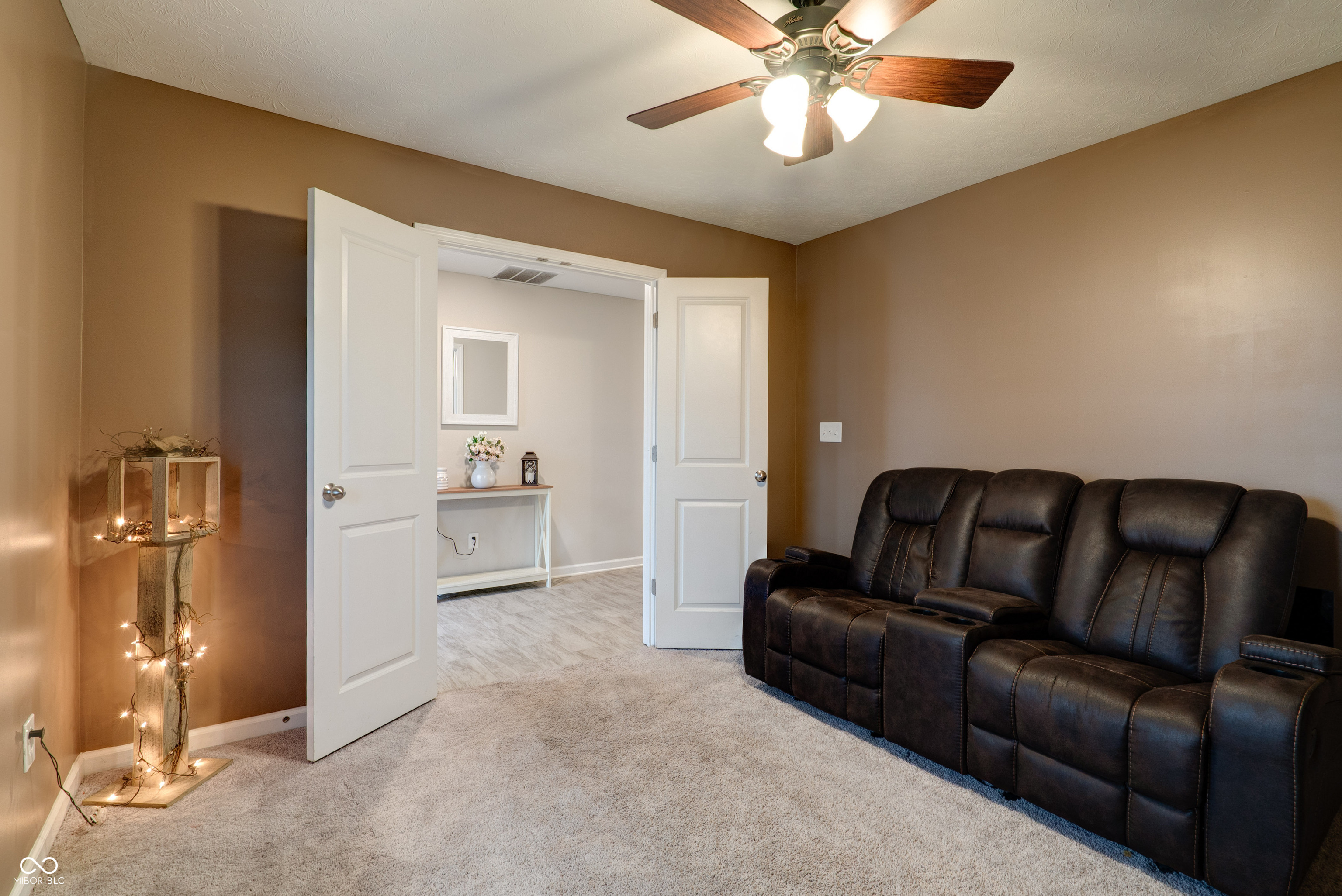 1424 Crabapple Road Franklin, IN 46131 - Photo 2 of 27