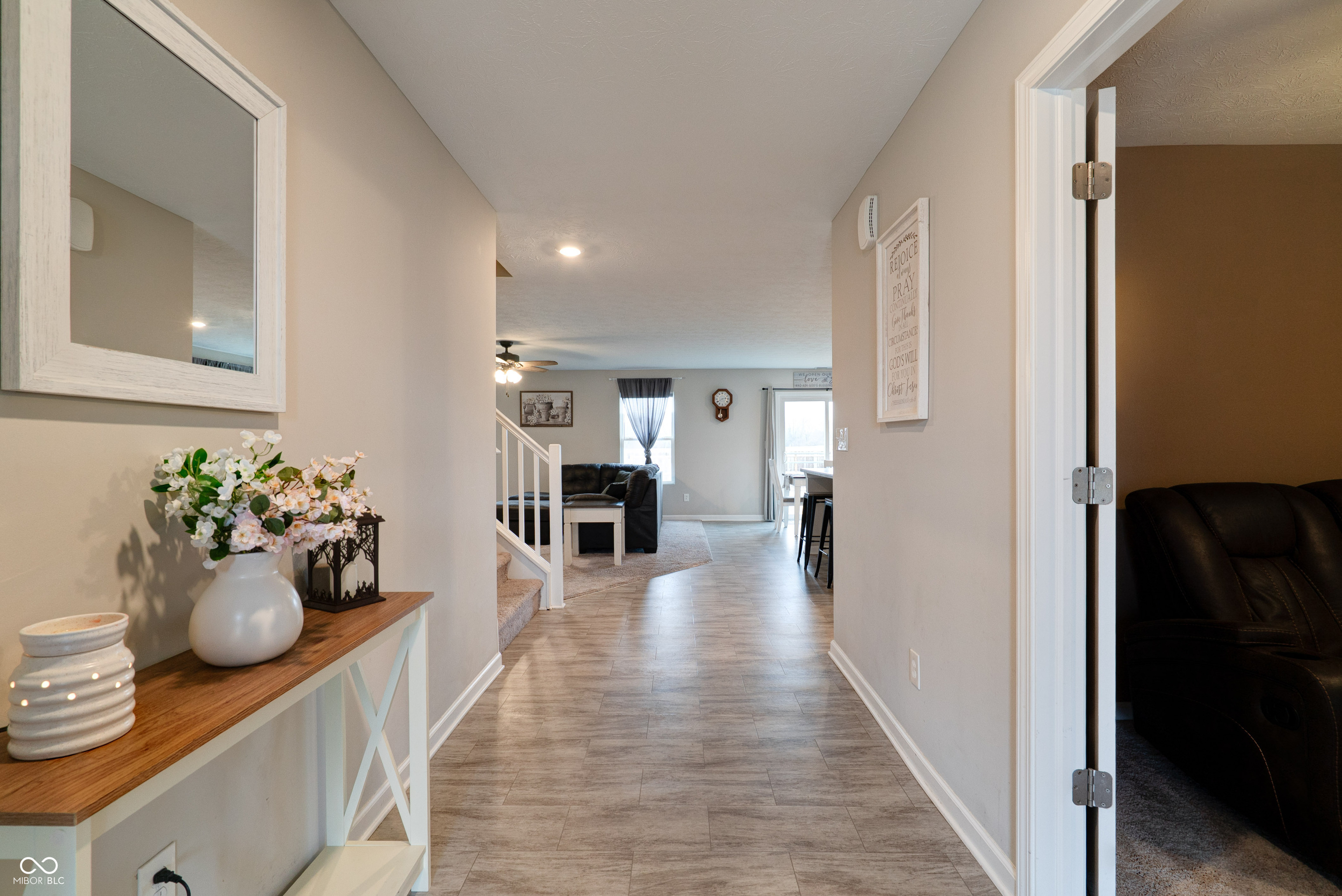 1424 Crabapple Road Franklin, IN 46131 - Photo 3 of 27