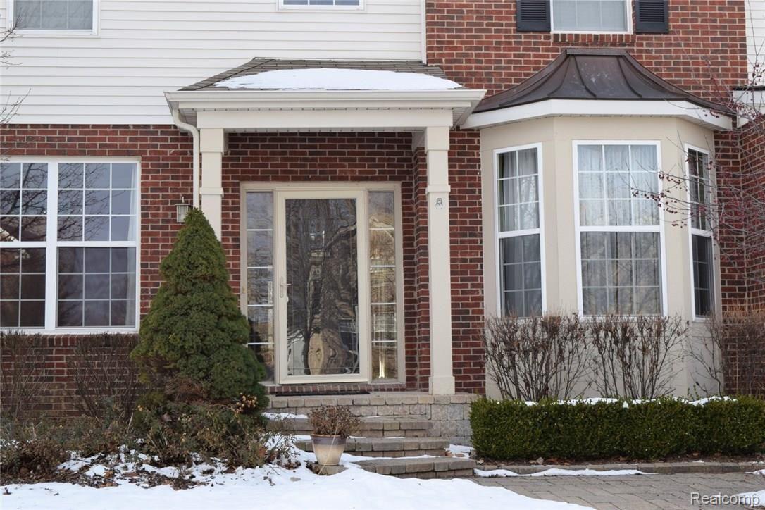 3382 Everett Drive Rochester, MI 48307 - Photo 4 of 92 FrontApproach (4) (Large).JPG