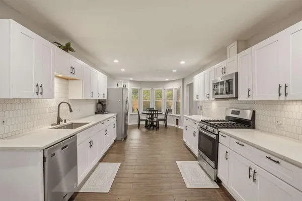 $579,900 | 1705 Louella Court, Hurst, TX 76054