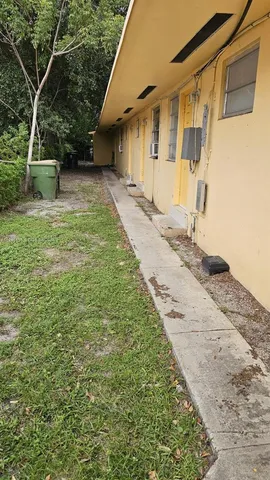 $1,590 | 725 Northeast 126th Street, Unit 5, North Miami, FL 33161