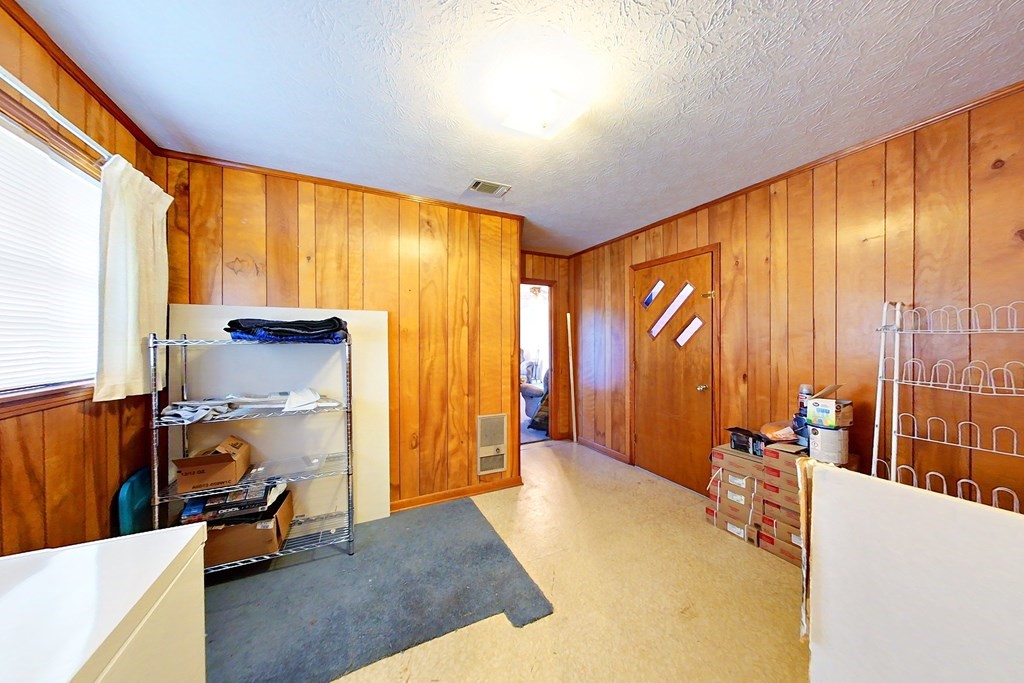 706 Jenkins Street Blackshear, GA 31516 - Photo 11 of 36