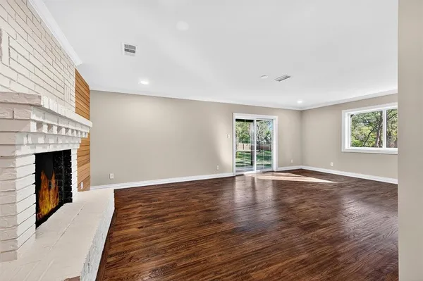 $825,000 | 1 River Hills Drive, Denison, TX 75020