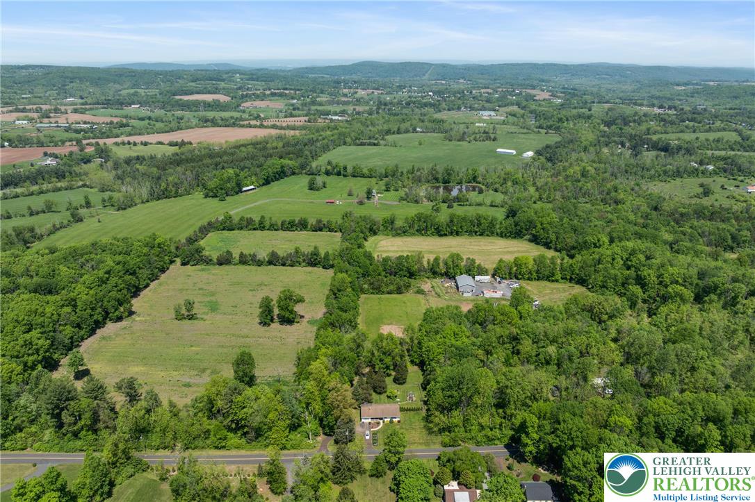 325 Pullen Station Road Quakertown, PA 18951 - Photo 11 of 23 an aerial view of residential houses with outdoor space and trees