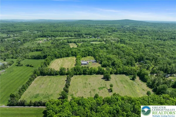 $999,000 | 325 Pullen Station Road, Quakertown, PA 18951