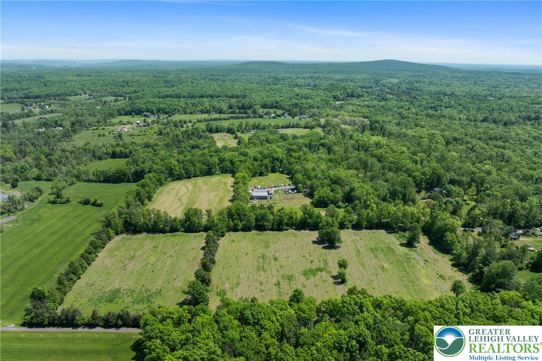 325 Pullen Station Road Quakertown, PA 18951 - Photo 14 of 23 an aerial view of a house with yard