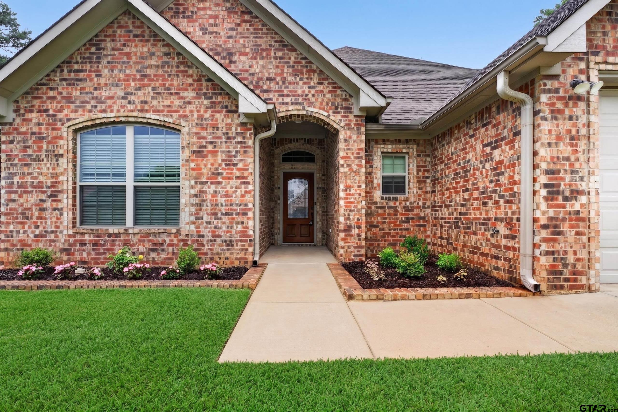 811 Rugby Lane Whitehouse, TX 75791 - Photo 3 of 27