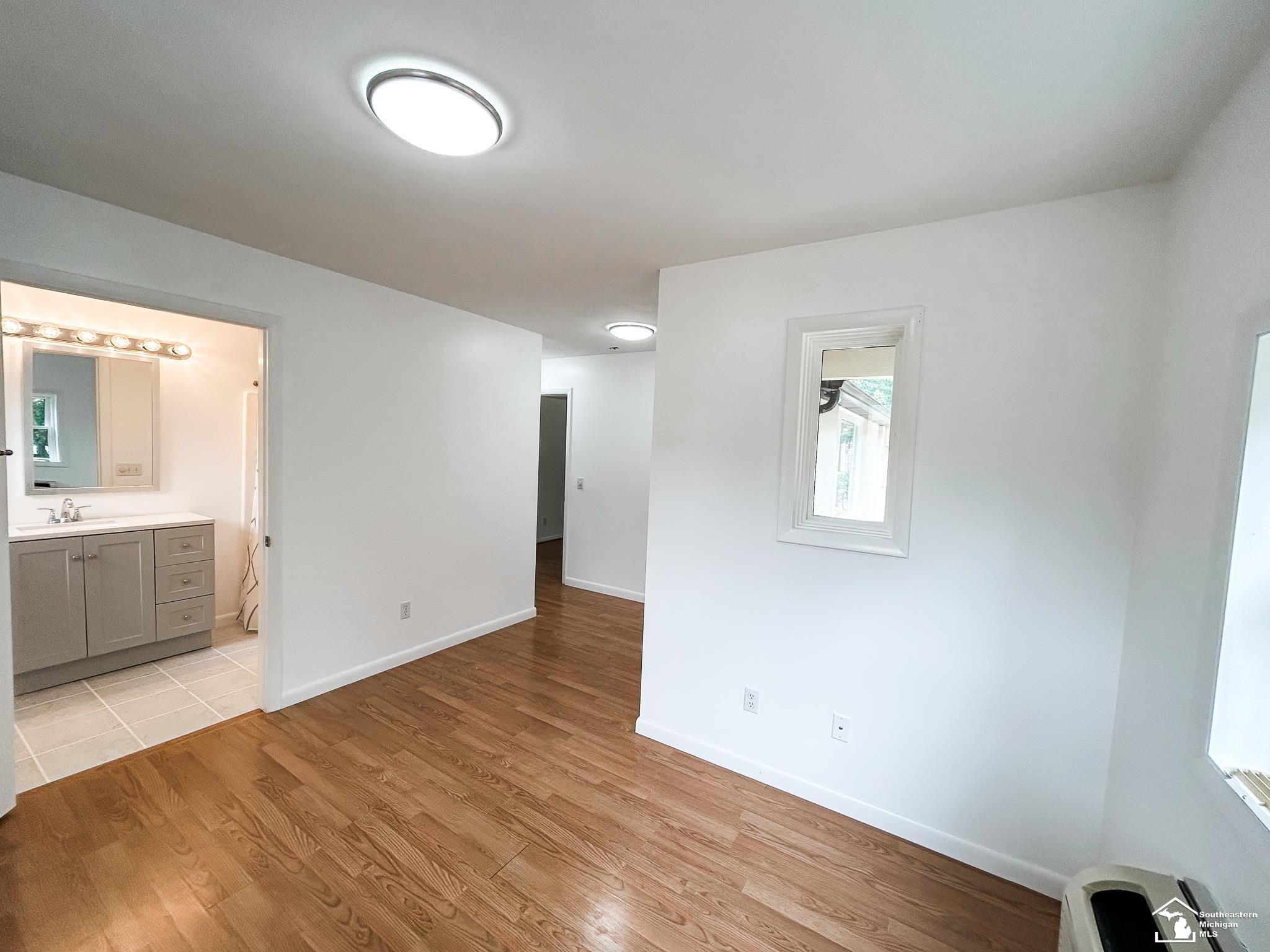 2980 West Sterns Road Lambertville, MI 48144 - Photo 47 of 79 50113784-46.JPG
