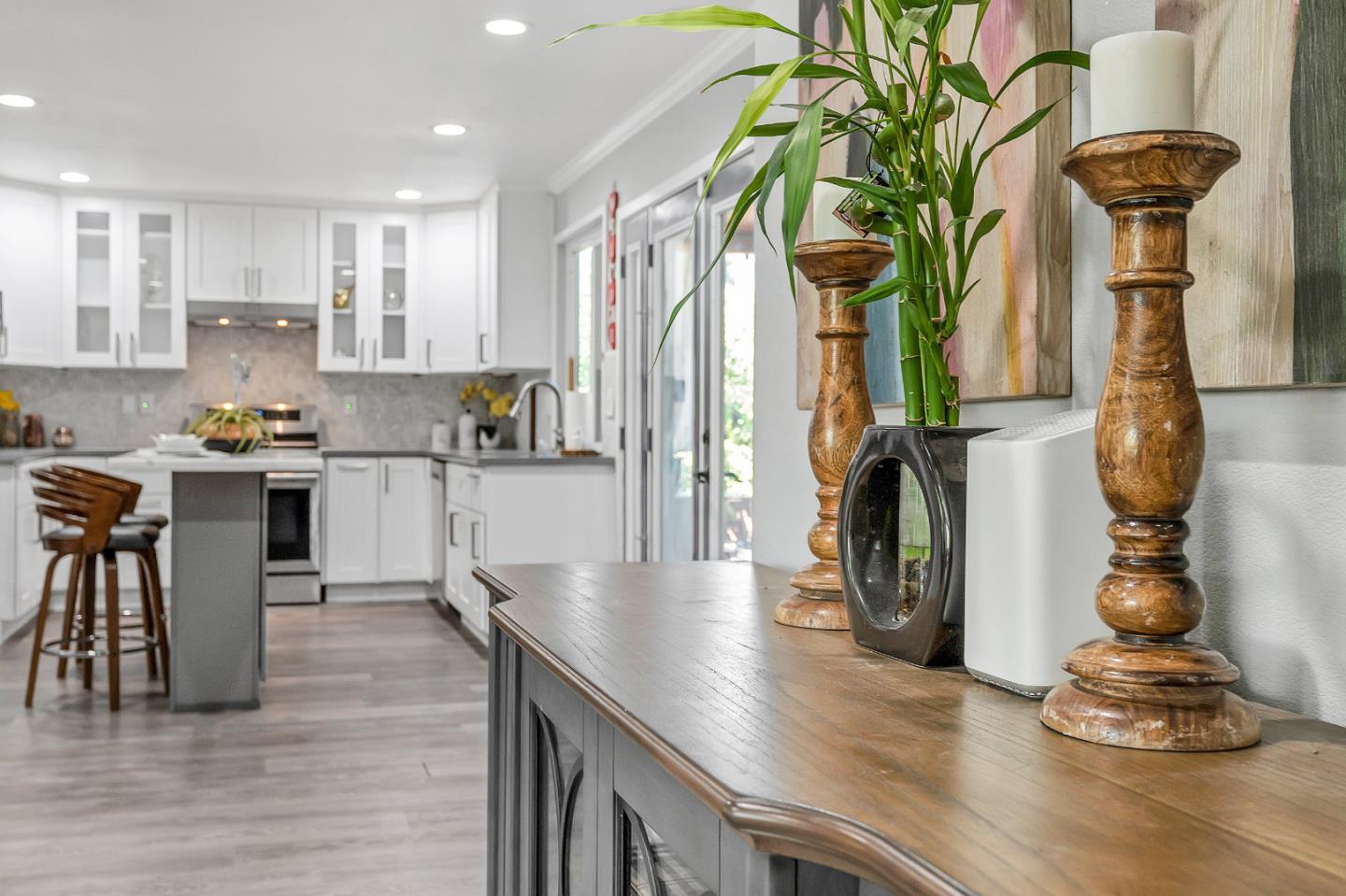 1192 Oakview Road San Jose, CA 95121 - Photo 22 of 40 Gallery Image 22