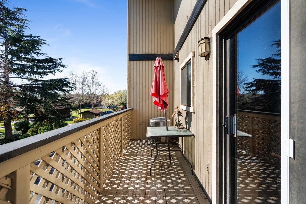 801 Nash Road, Unit B10 Hollister, CA 95023 - Photo 23 of 38