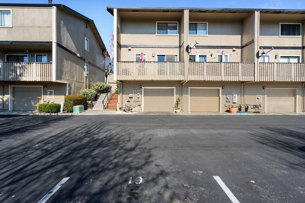 801 Nash Road, Unit B10 Hollister, CA 95023 - Photo 29 of 38