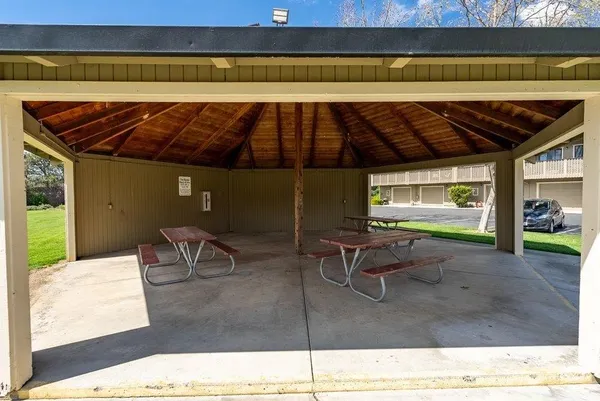 $465,000 | 801 Nash Road, Unit B10, Hollister, CA 95023