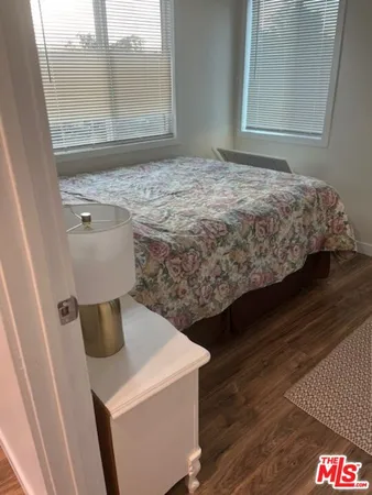 $2,100 | 15524 Sylvan Street, Van Nuys, CA 91411