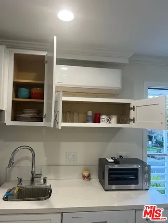 $2,100 | 15524 Sylvan Street, Van Nuys, CA 91411