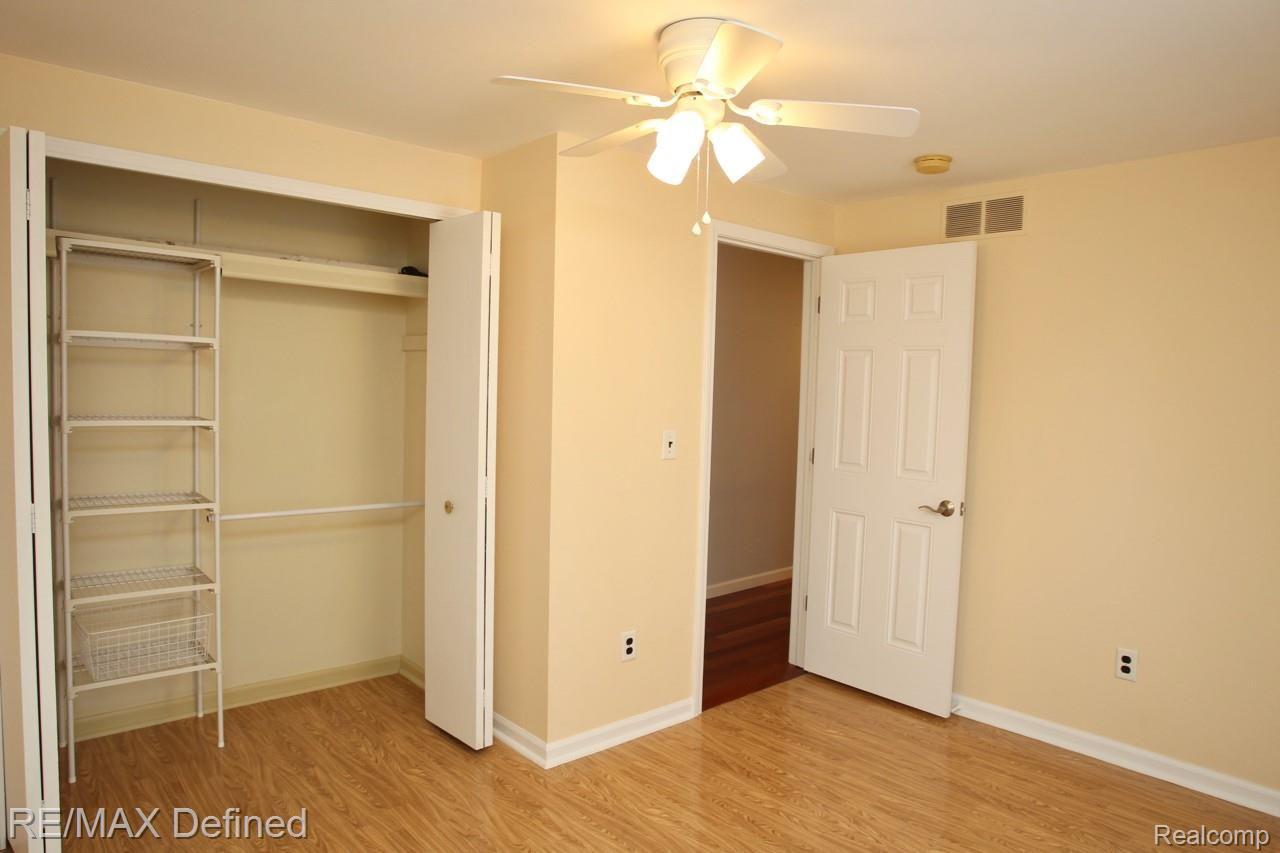 943 Downhill Lane Rochester, MI 48307 - Photo 37 of 43 AJ5E0739.jpg