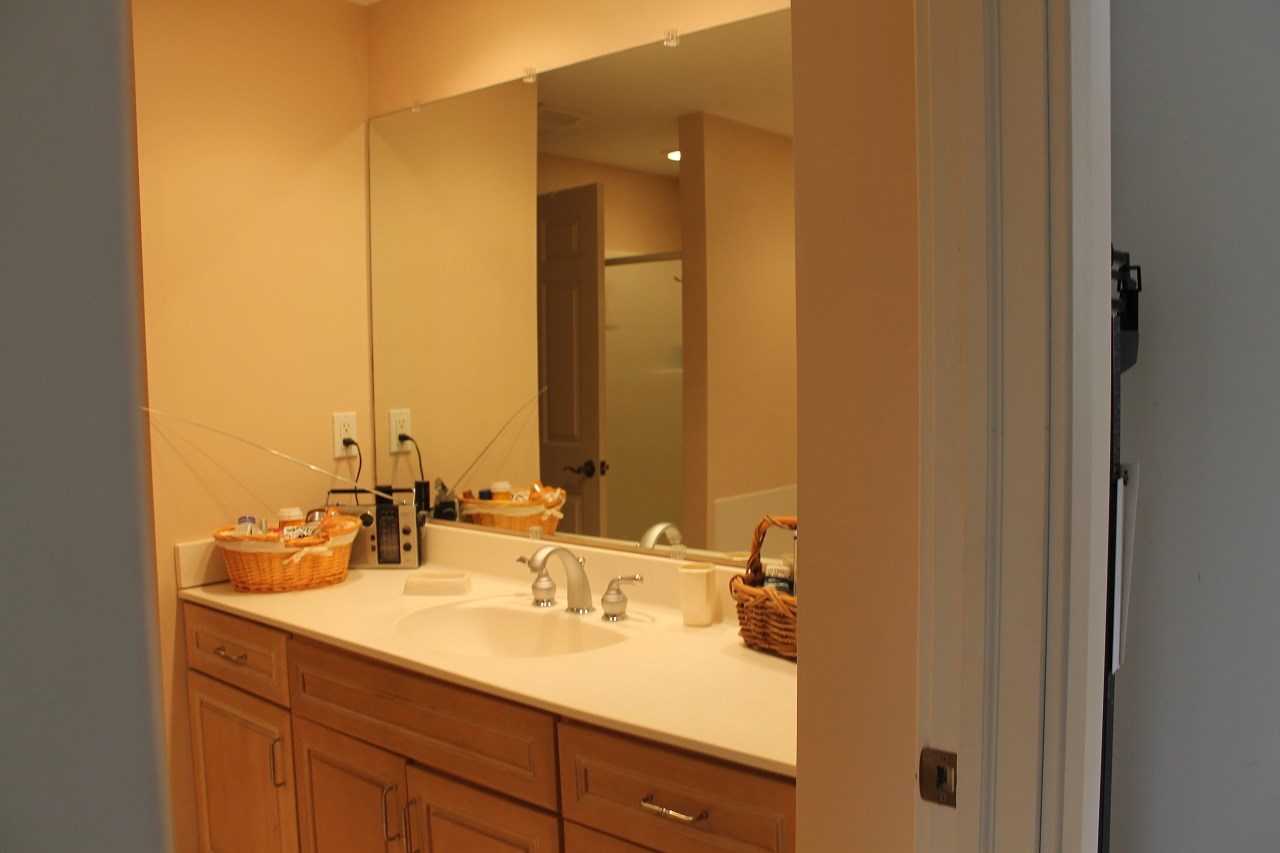 8024 South Lakeview Road Traverse City, MI 49684 - Photo 39 of 61 1812237-38.JPG