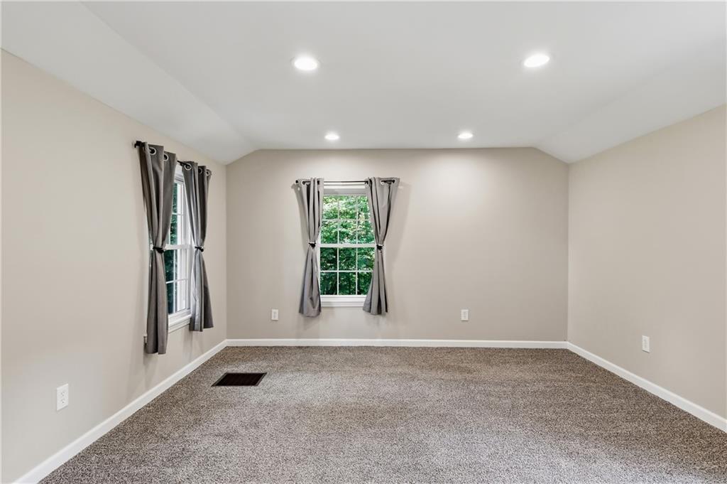 128 Dehaven Road Beaver Falls, PA 15010 - Photo 14 of 29