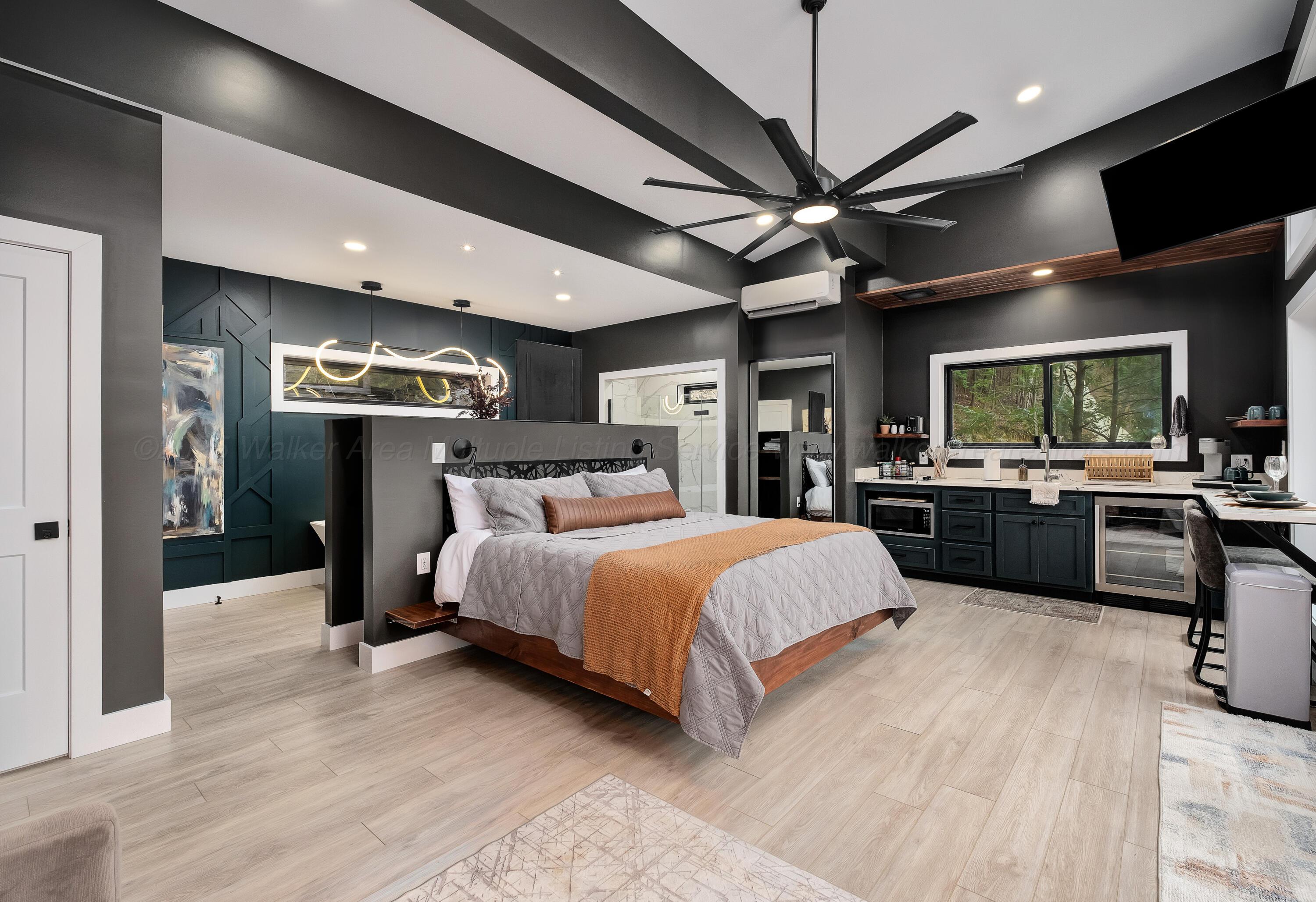 69 Co Road Double Springs, AL 35553 - Photo 7 of 17 Modern & Inviting