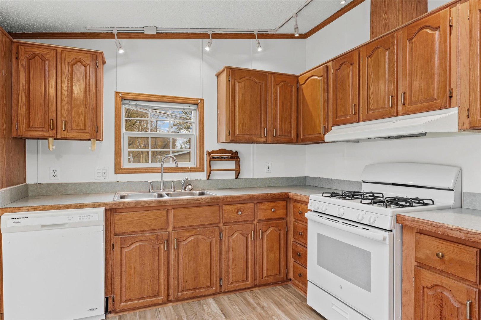 2463 Steele Court Decatur, IL 62526 - Photo 15 of 29