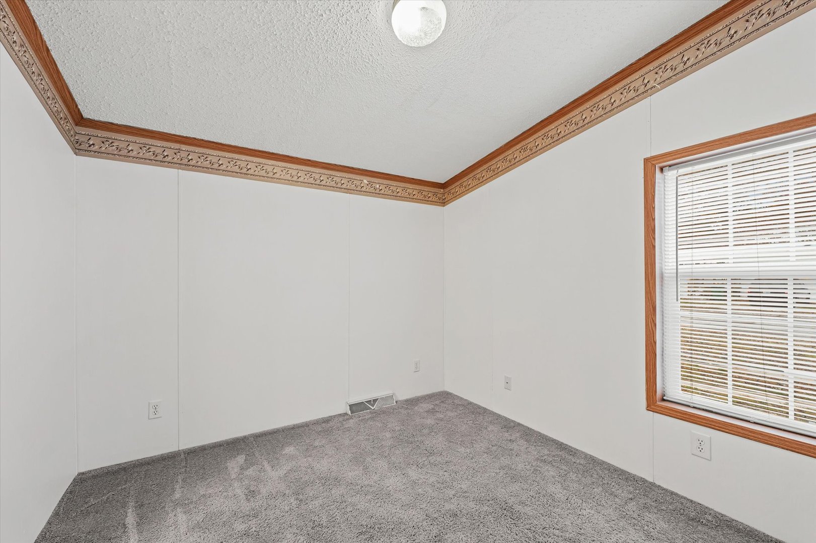 2463 Steele Court Decatur, IL 62526 - Photo 18 of 29