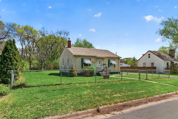 $274,900 | 4709 2 1/2 Street Northeast, Fridley, MN 55421