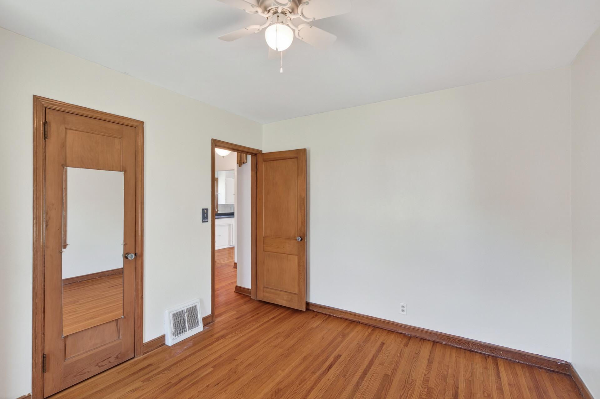 4709 2 1/2 Street Northeast Fridley, MN 55421 - Photo 7 of 38