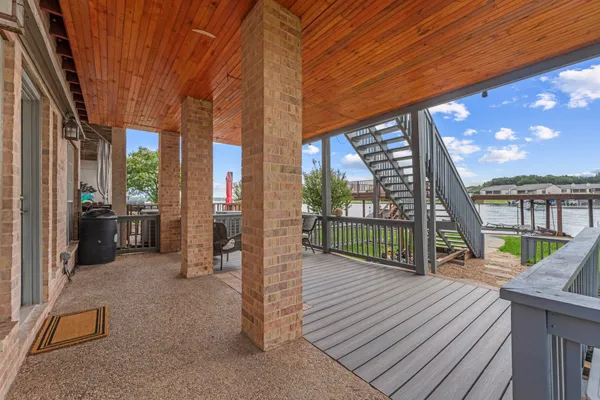 $569,000 | 225 Capetown, Montgomery, TX 77356